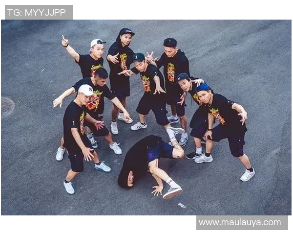 全国街舞大赛点评重庆攀岩队展现出色团队协作与默契配合